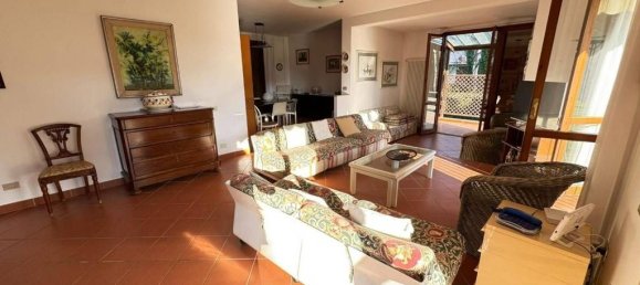 7 Schlafzimmer Villa in Massa, Italy, Nr. 337279 14