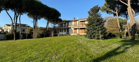 7 Schlafzimmer Villa in Massa, Italy, Nr. 337279 26