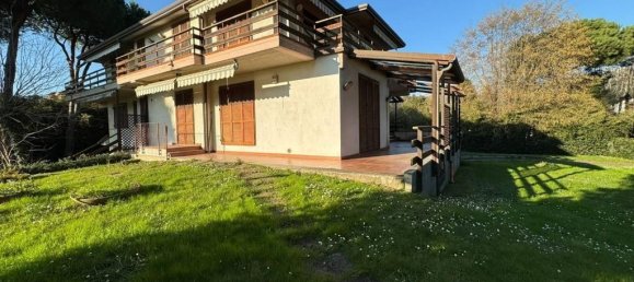 7 Schlafzimmer Villa in Massa, Italy, Nr. 337279 11