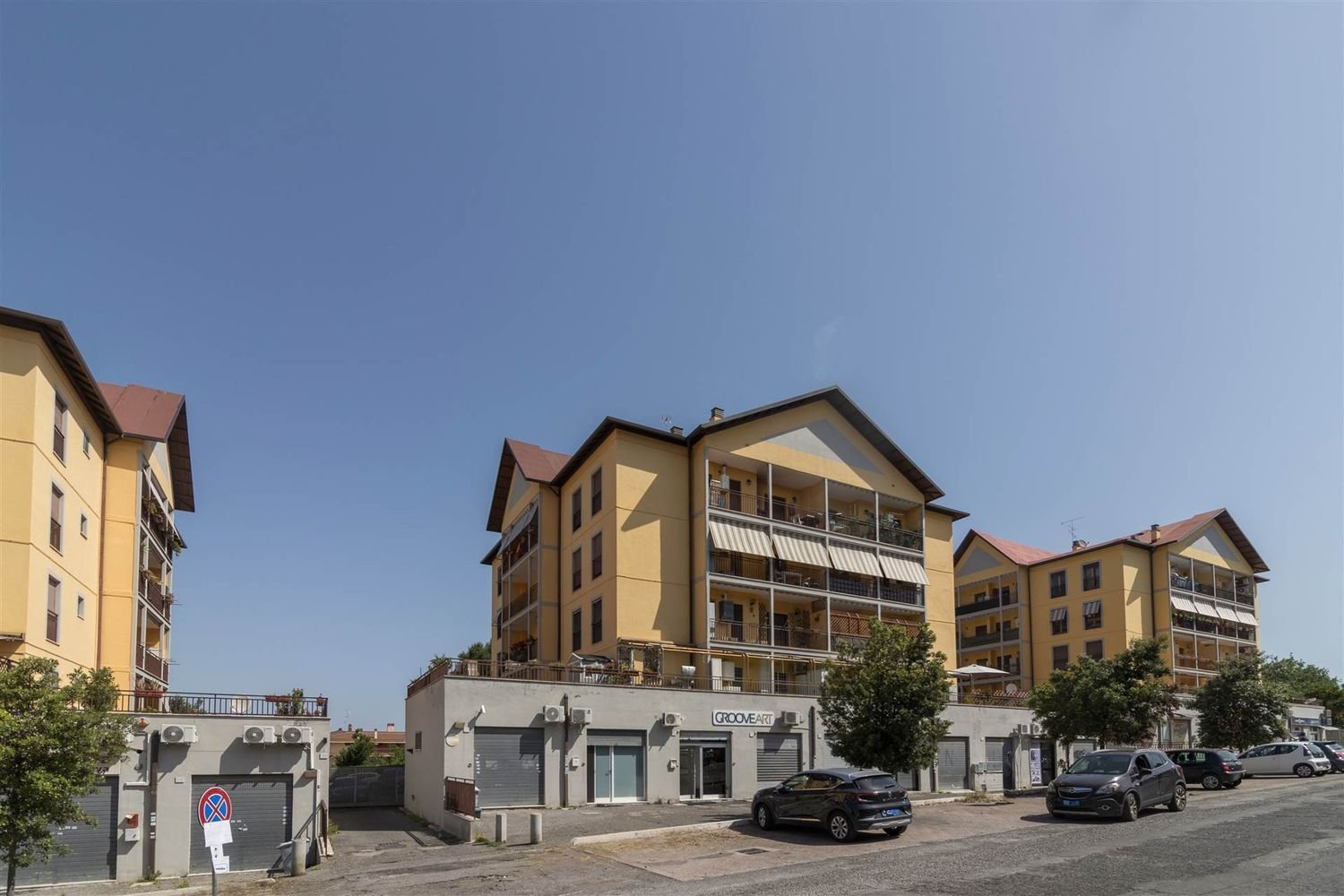 4 rooms Apartment in Fonte Nuova, Italy No. 260997