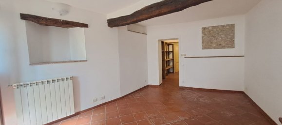 3 Schlafzimmer Wohnung in Amelia, Italy, Nr. 320040 5
