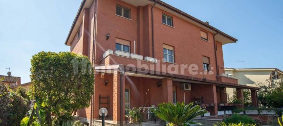 Villa de 3 dormitorios en Rome, Italy No. 375282 2