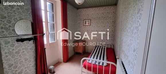 3 bedrooms House in Lot, France No. 300624 5