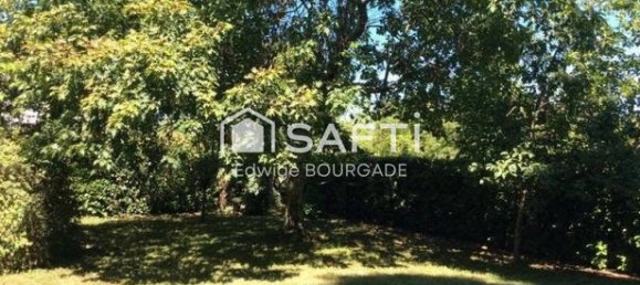 3 bedrooms House in Lot, France No. 300624 10