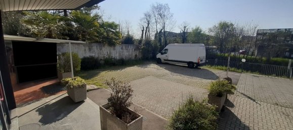  عقار تجاري في Legnano, Italy 110متر مربع رقم 361051 6