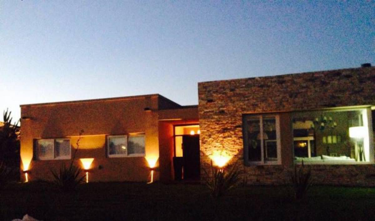 4 Schlafzimmer Haus in Mar del Plata, Argentina, Nr. 69835