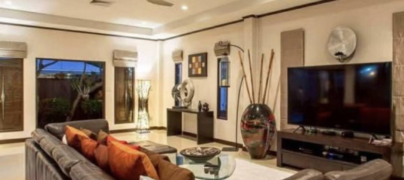 Villa de 3 dormitorios en Hua Hin, Thailand No. 67727 3