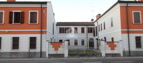 Studio in Luzzara, Italy No. 161720 7