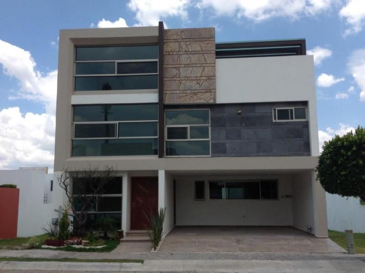 4 bedrooms House in Puebla, Mexico No. 164850