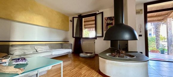 3 bedrooms Villa in Faenza, Italy No. 209244 7