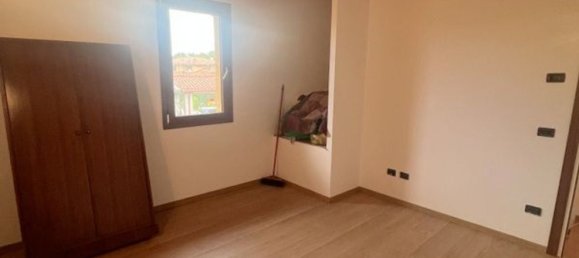 Дом с 6 спальнями в Порденоне, Италия № 353762 17