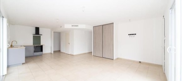 4 bedrooms House in Saint-Andre-de-Cubzac, France No. 291912 2