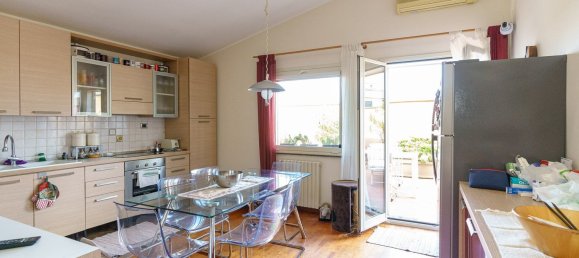 Квартира с 7 комнатами в Катания, Италия № 276967 26