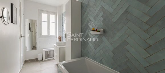 2 bedrooms Apartment in Paris, France No. 151027 8