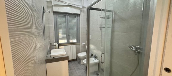 3 Schlafzimmer Wohnung in Rome, Italy, Nr. 325376 8