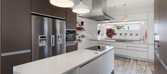 4 bedrooms Villa in Tavira, Portugal No. 98930 16