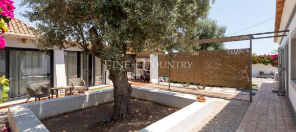 4 bedrooms Villa in Tavira, Portugal No. 98930 3
