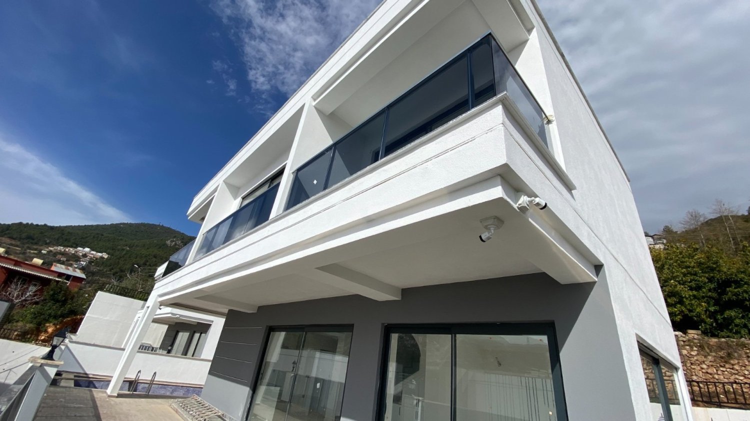 Вилла 3+1 в Бекташ, Турция № 47046