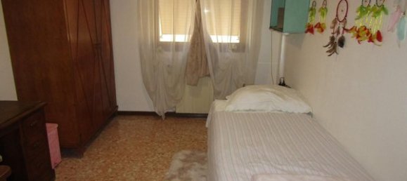 Квартира с 5 комнатами в Каррара, Италия № 31133 16