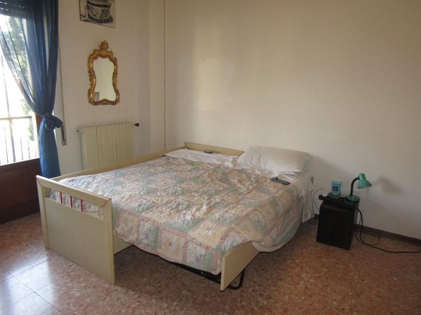 Квартира с 5 комнатами в Каррара, Италия № 31133