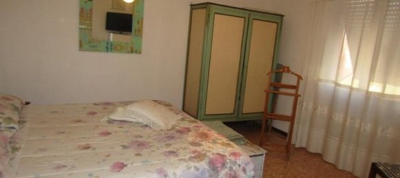 Квартира с 5 комнатами в Каррара, Италия № 31133 18