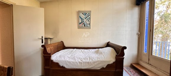 6 bedrooms House in Chaville, France No. 326210 12