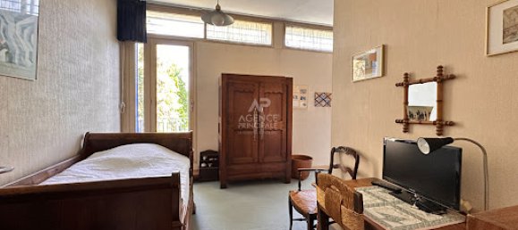 6 bedrooms House in Chaville, France No. 326210 9