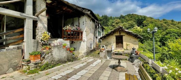 4 rooms House in Valchiusa, Italy No. 22265 14