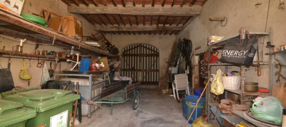 4 bedrooms House in Capannori, Italy No. 300519 19