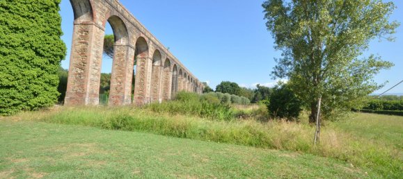 4 bedrooms House in Capannori, Italy No. 300519 3