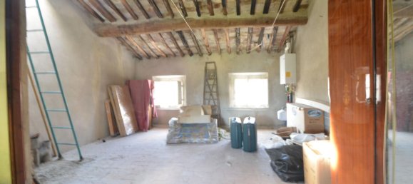 4 bedrooms House in Capannori, Italy No. 300519 17