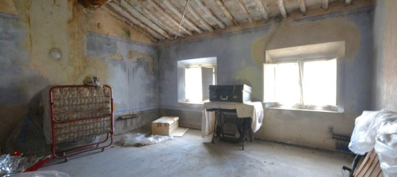 4 bedrooms House in Capannori, Italy No. 300519 16