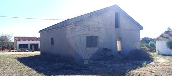 2 bedrooms House in Santarem, Portugal No. 19764 5