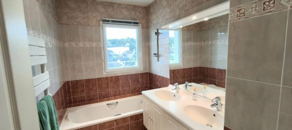 3 bedrooms Apartment in Brive-la-Gaillarde, France No. 355072 5