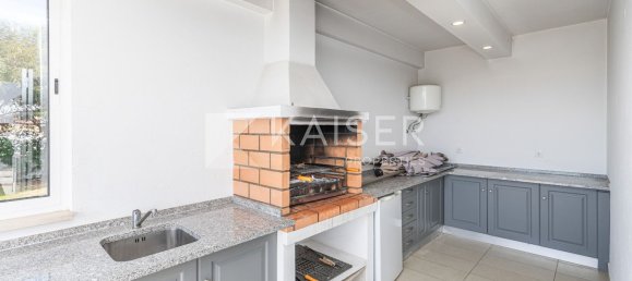 6 bedrooms House in Guia, Portugal No. 110439 25