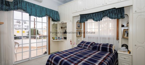 4 bedrooms Villa in Larnaka, Cyprus No. 3481 16