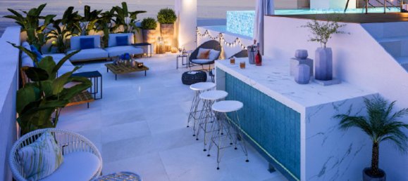 2 bedrooms Apartment in Estepona, Spain No. 2451 4