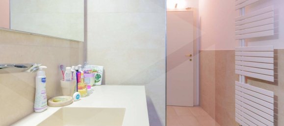 3 rooms Apartment in Bologna, Italy No. 21085 20