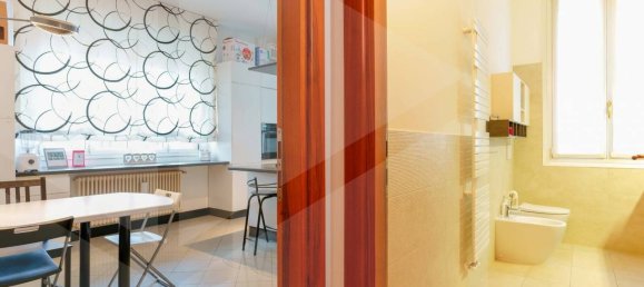 3 rooms Apartment in Bologna, Italy No. 21085 15