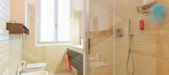 3 rooms Apartment in Bologna, Italy No. 21085 40