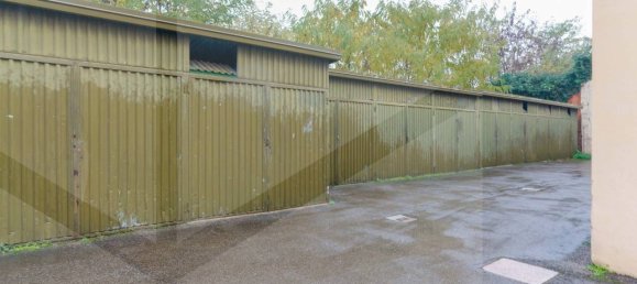 3 rooms Apartment in Bologna, Italy No. 21085 29