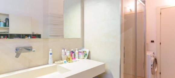 3 rooms Apartment in Bologna, Italy No. 21085 19