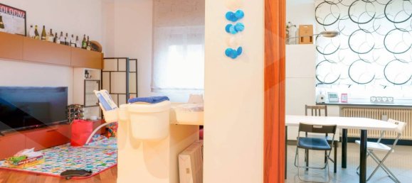 3 rooms Apartment in Bologna, Italy No. 21085 44