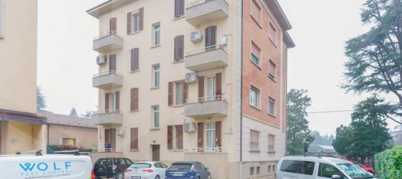 3 rooms Apartment in Bologna, Italy No. 21085 31