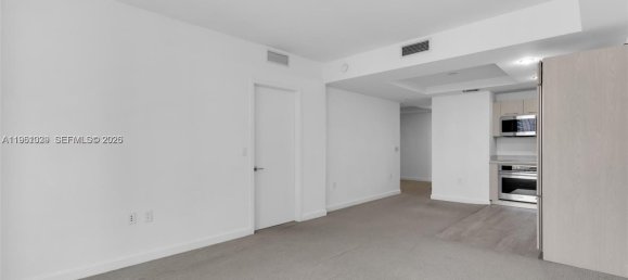 1 غرف نوم عقار تجاري في Miami, الولايات المتحدة رقم 615471 20