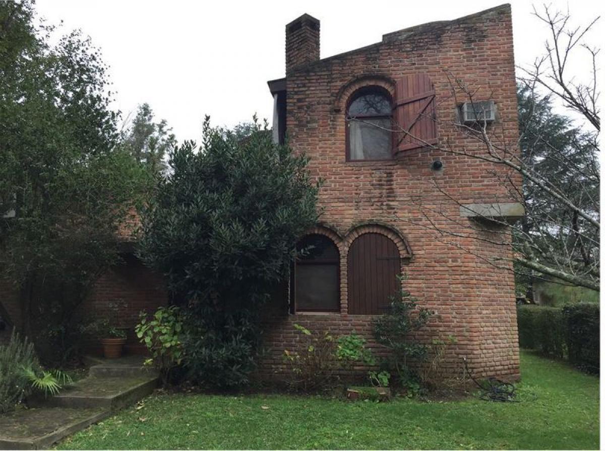 3 bedrooms House in Escobar, Argentina No. 77350