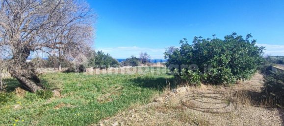 Земельный участок 25000м² в Полиньяно а Маре, Италия № 22201 17