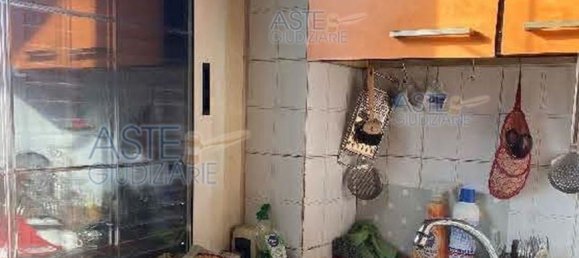 3 rooms Apartment in Rome, Italy No. 193123 8