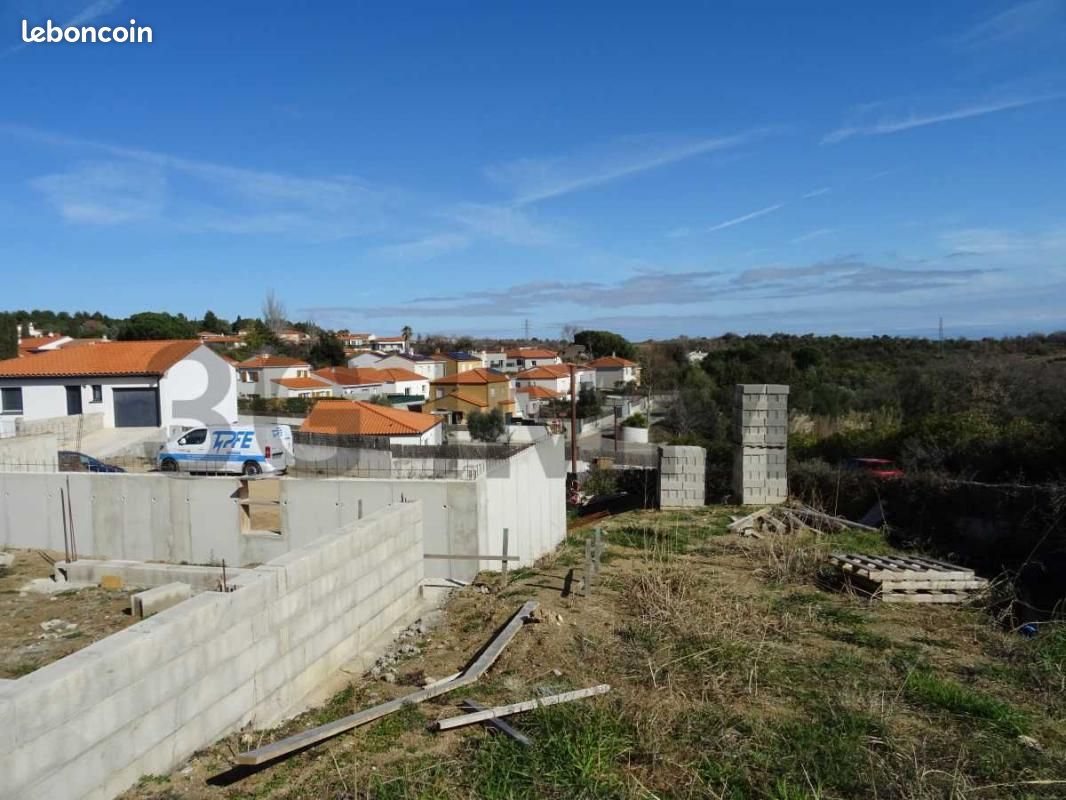 427m² Land in Tresserre, France No. 197968