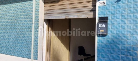 1-Zimmer Gewerbliche Immobilie in Cagliari, Italy, Nr. 324648 3